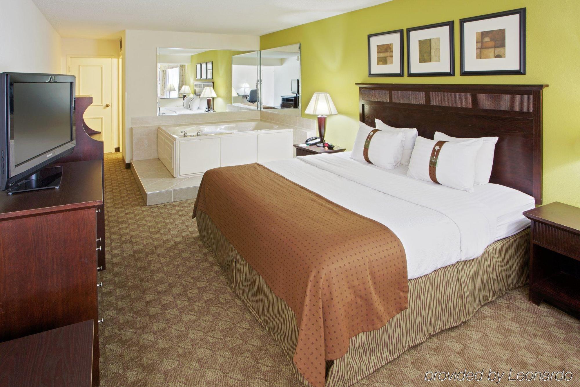 Hotel - Tanglewood Route 419 & I 581 By Ihg Roanoke